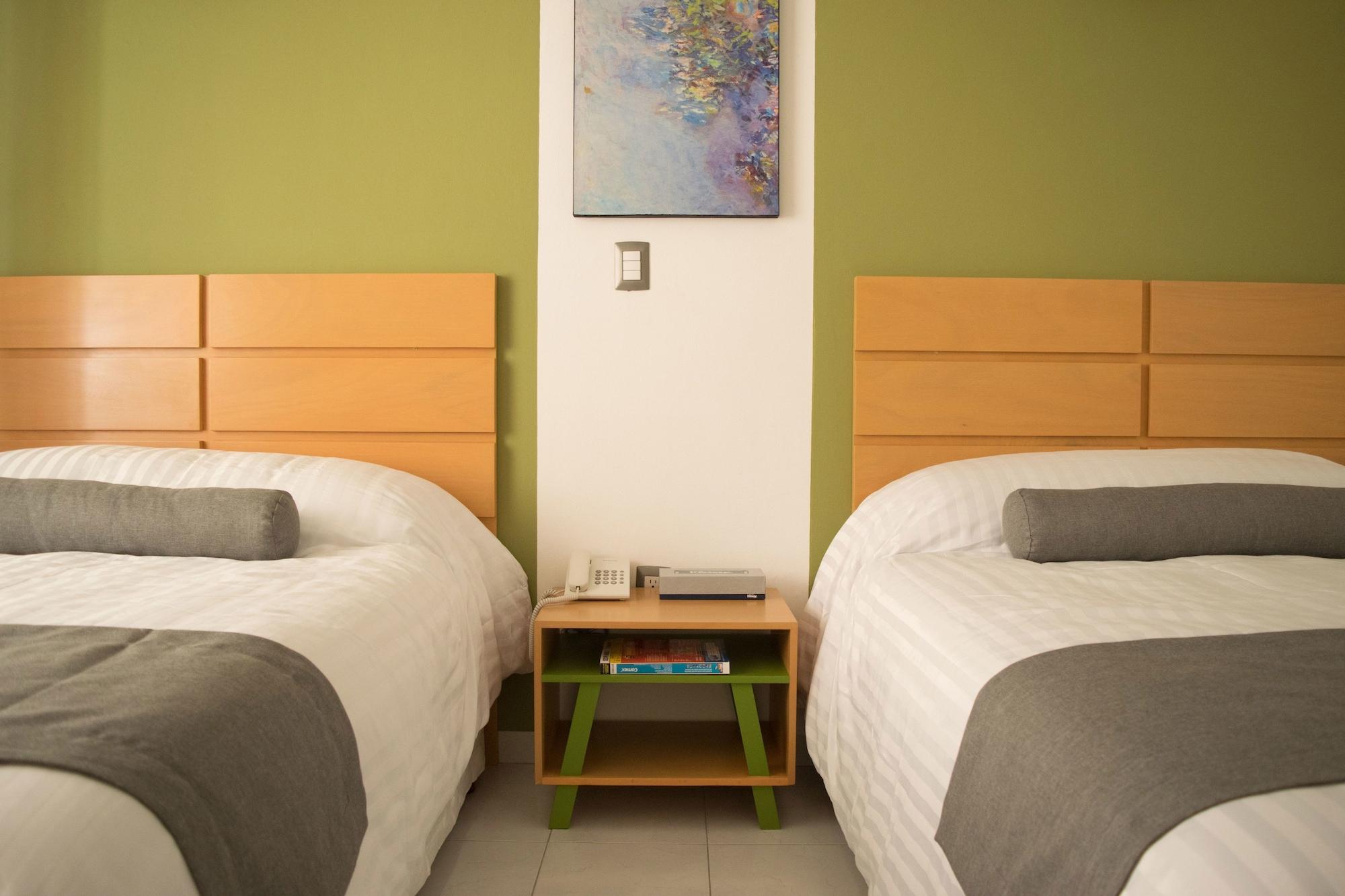 Hotel Mexico Inn Express Salamanca Dış mekan fotoğraf