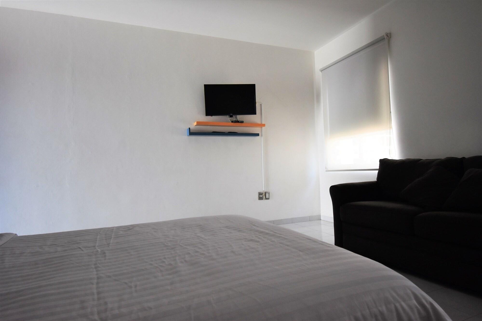Hotel Mexico Inn Express Salamanca Dış mekan fotoğraf
