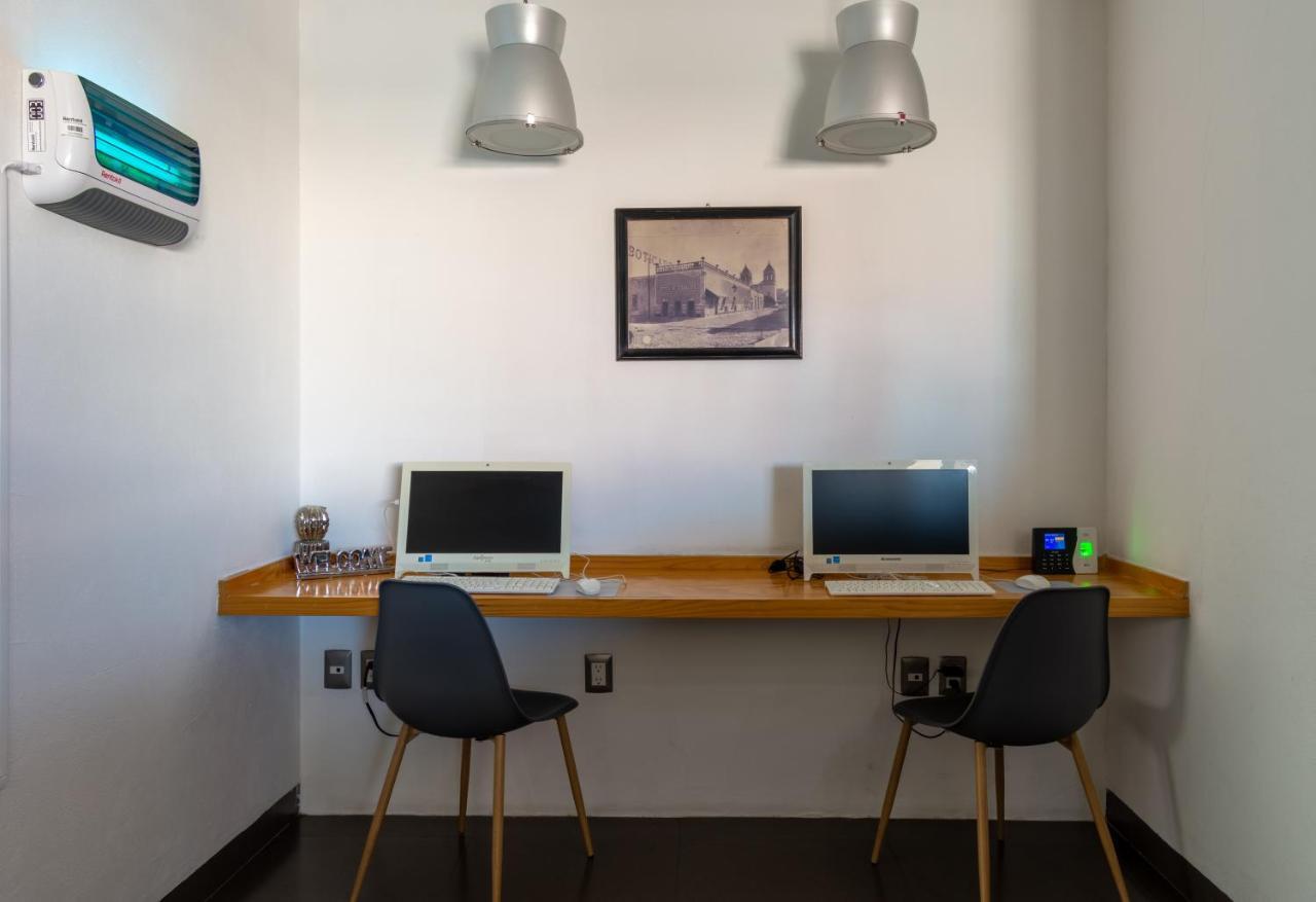 Hotel Mexico Inn Express Salamanca Dış mekan fotoğraf