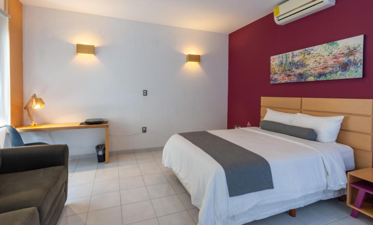 Hotel Mexico Inn Express Salamanca Dış mekan fotoğraf