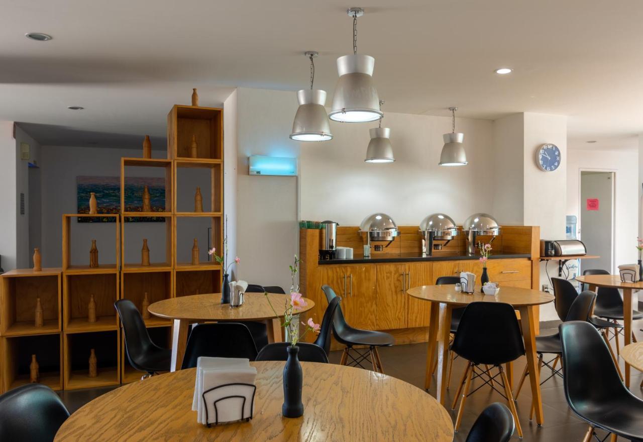 Hotel Mexico Inn Express Salamanca Dış mekan fotoğraf